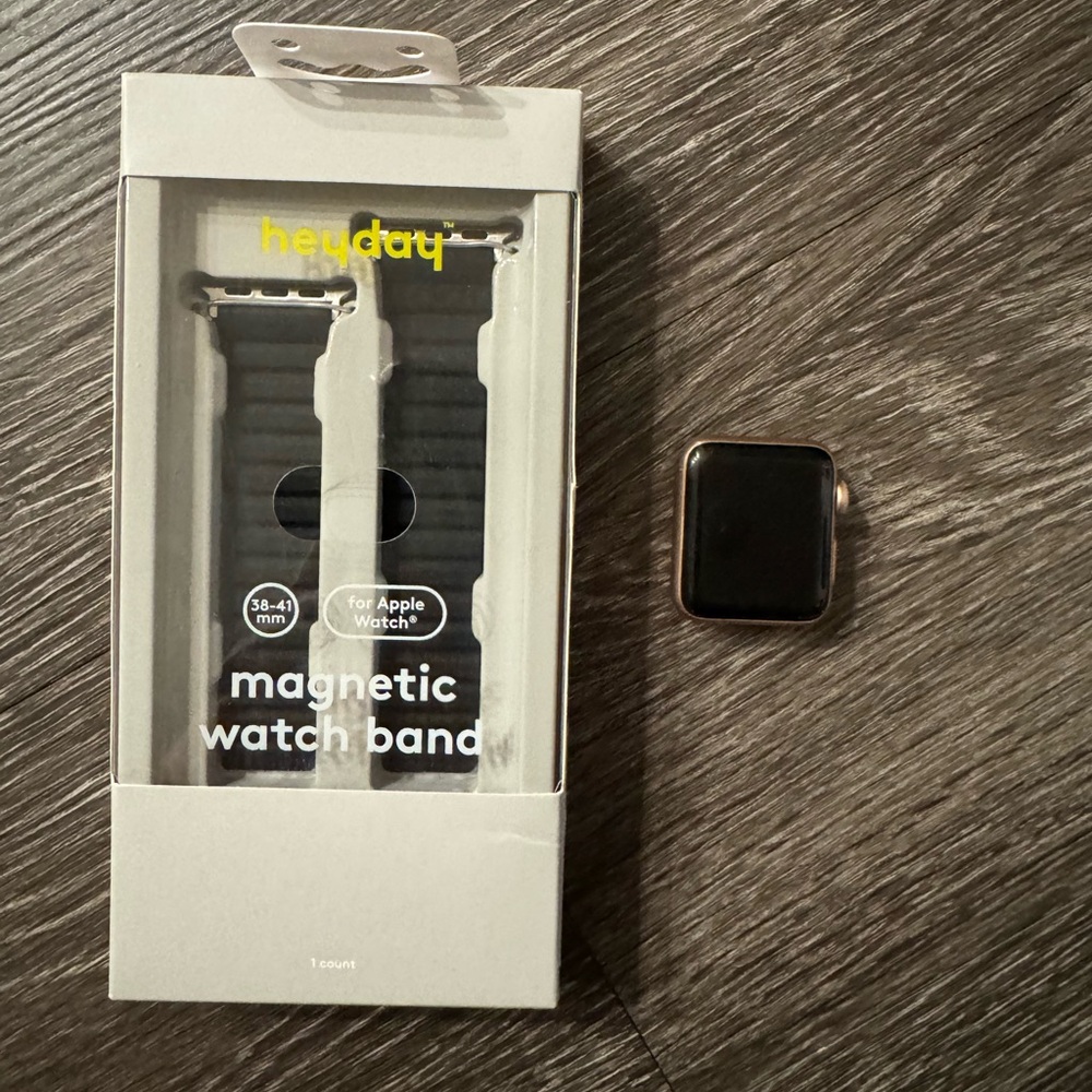 Apple Watch Series 3 38mm great condition